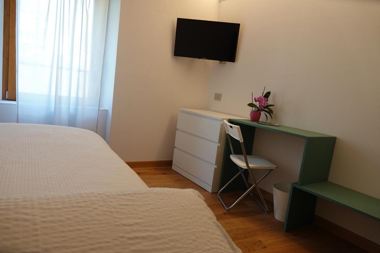 Casale Bella.Vista Bed & Breakfast Pianello Del Lario Exterior foto
